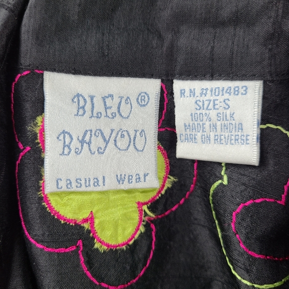 Blue Bayou Black Floral Embroidered Beaded Silk Art To Wear Boho Jacket - Picture 13 of 13